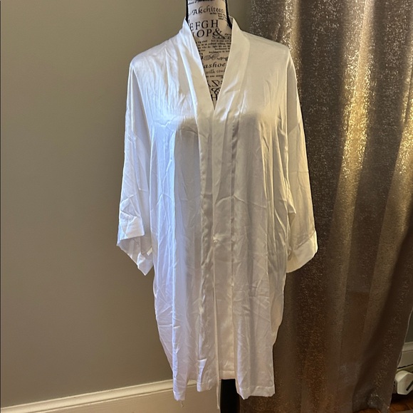 Victoria's Secret | Intimates & Sleepwear | Victorias Secret Ivory ...